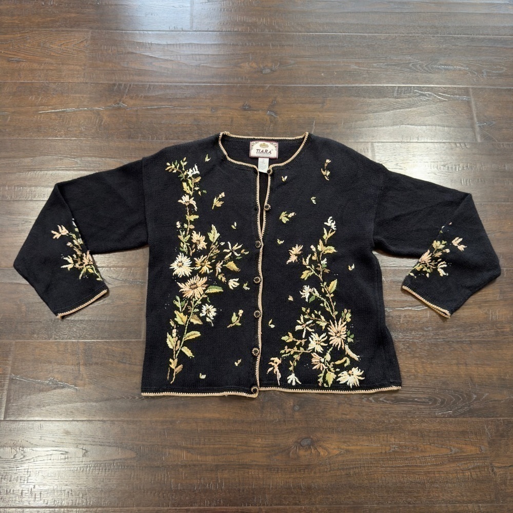 Tiara Vintage Knit Floral Button Front Cardigan Size Small Women